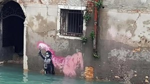 Banksy's Mural, The Migrant Child, in Venice will be Restored