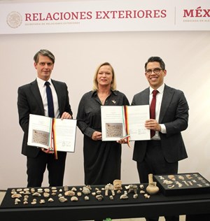 German Authorities return 75 Archaeological Pieces to Mexico