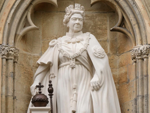 King Charles III Unveils York Minster’s Statue of Her Late Majesty Queen Elizabeth II