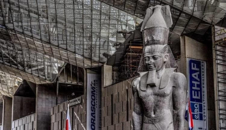 Die Schweiz gibt ein gestohlenes Teil der Statue von Ramses II. an Ägypten zurück