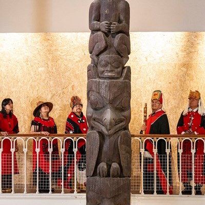 Nisg̱a’a Totem Pole Returns to the Nass Valley After 94 Years