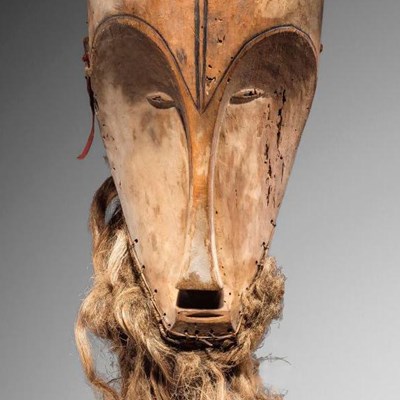 Dispute Over a Rare African Mask comes to Court