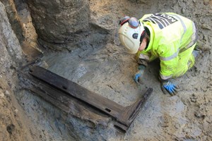Excavations at Holborn Viaduct reveal Complete Roman Funerary Bed