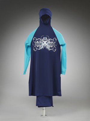 V&A acquires a burkini for Rapid Response Collection