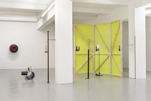 Koenraad Dedobbeleer: Kunststoff - Gallery of Material Culture