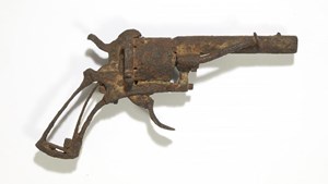 Van Gogh gun: The Revolver Painter is Thought to Have Shot Himself with Set to Be Sold at Auction