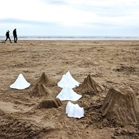 UK Public is Invited to Build Sand Mountains with Katie Paterson