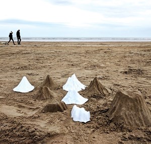 UK Public is Invited to Build Sand Mountains with Katie Paterson